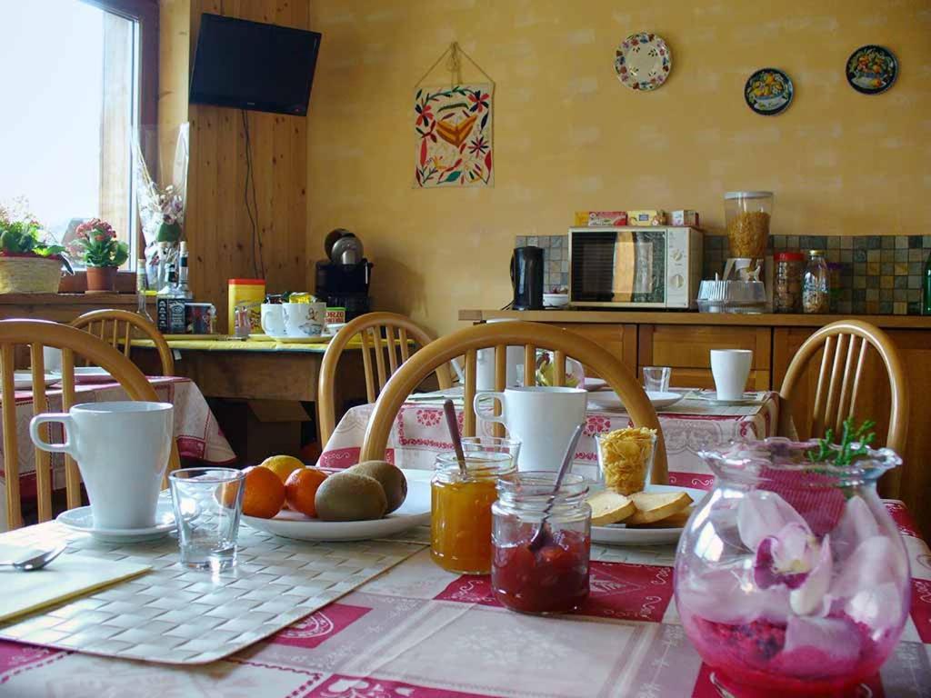 Artemisia B&B ラ・サル エクステリア 写真